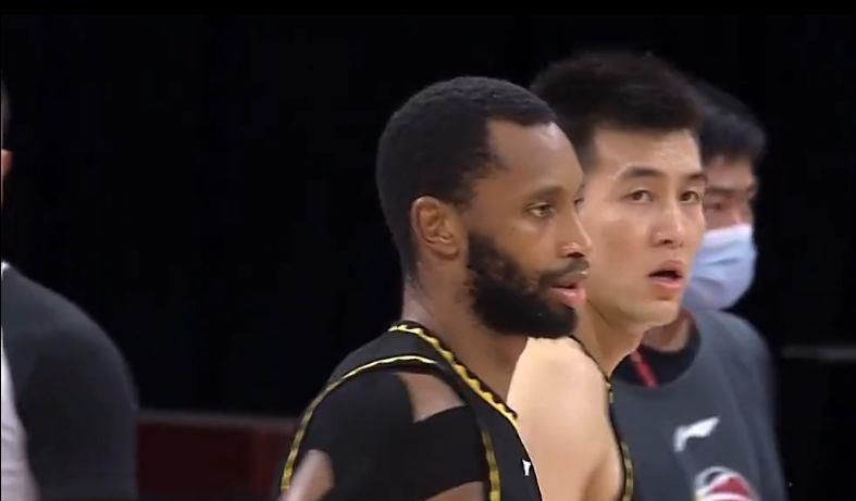 操你的逼