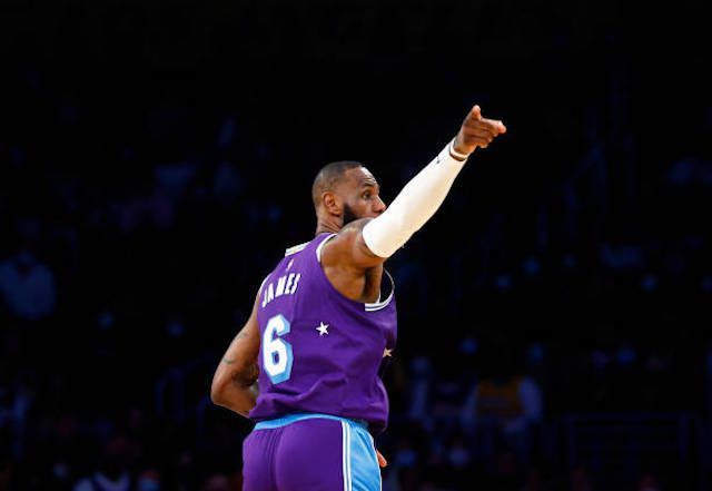 色八区在线视频